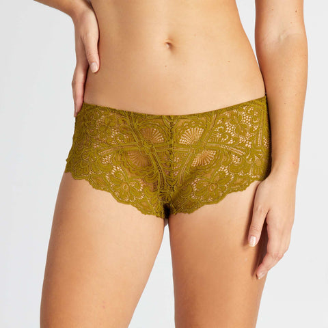 Shorty en dentelle fleurie