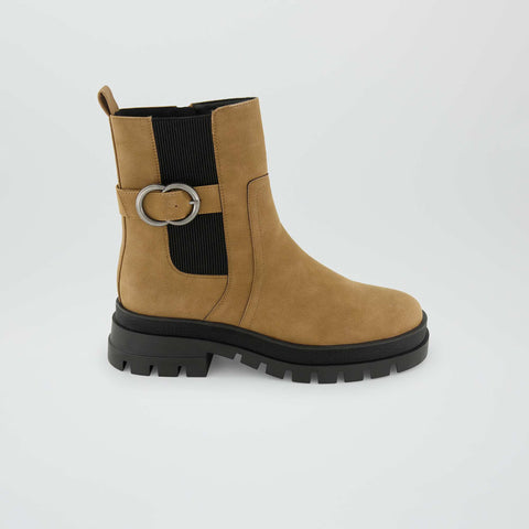Boots type chelsea