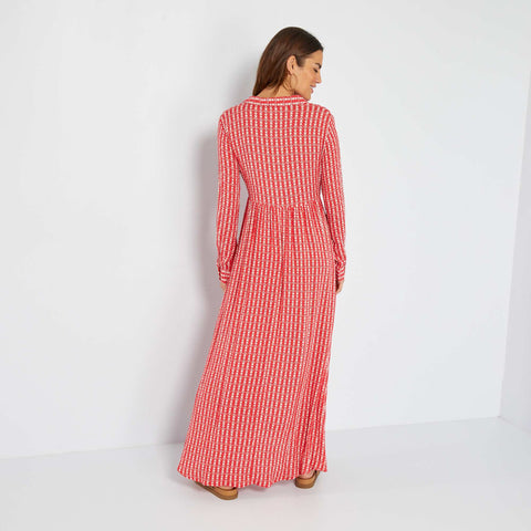 Robe longues à manches longues