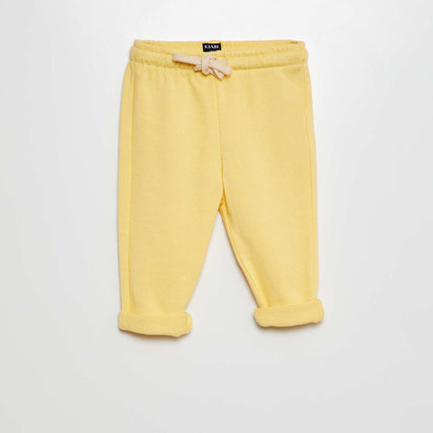 Jaune