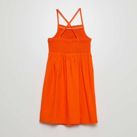 Robe avec fines bretelles