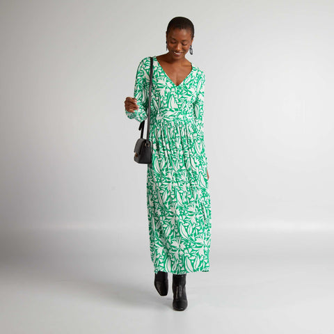 Robe longue en maille crêpée