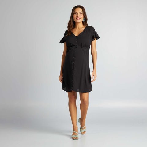 Robe légère de maternité resserrée à la taille