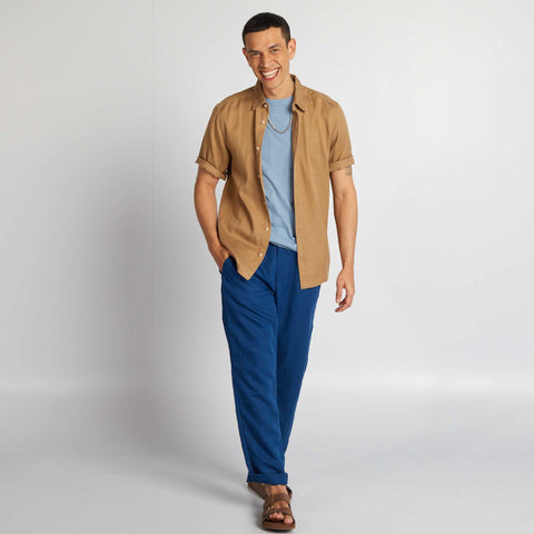 Chemise unie à manches courtes