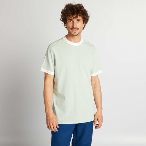 T-shirt texturé à liserés contrastants