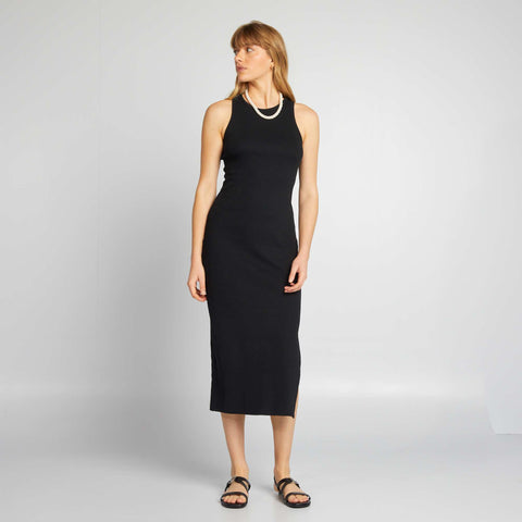 Robe longue en maille côtelée
