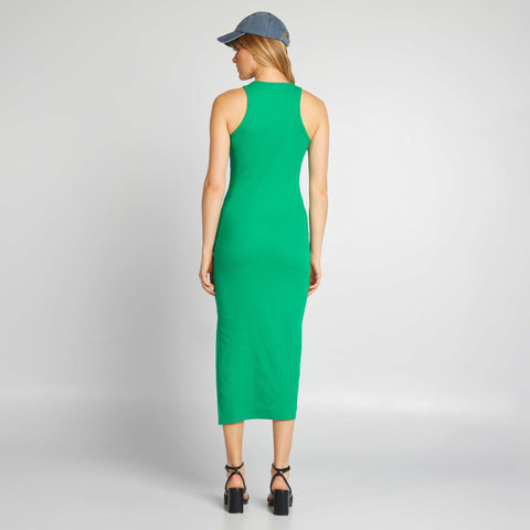 Robe longue en maille côtelée