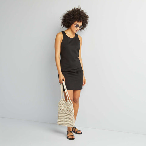 Robe courte