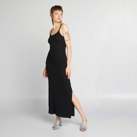 Robe longue en maille