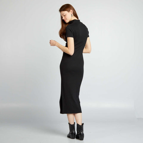 Robe midi en maille côtelée