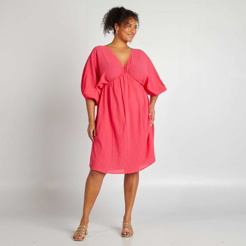 Robe à manches papillons