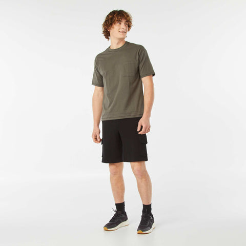 T-shirt uni avec poche poitrine