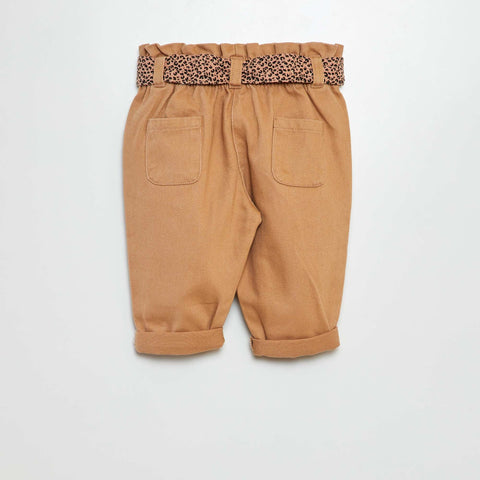 Jean paperbag avec ceinture à motif