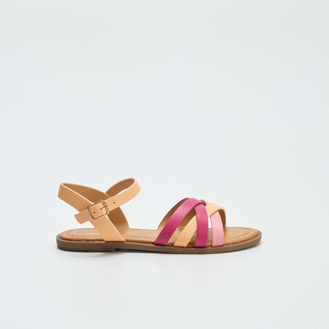 Sandales à brides croisées