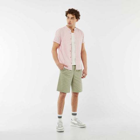 Chemise unie manches courtes col mao