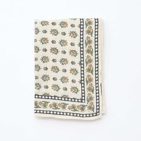 Large foulard imprimé