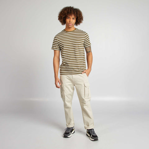 T-shirt rayé manches courtes col rond