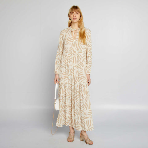 Robe longue à motif avec col tunisien