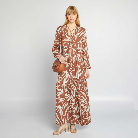 Robe longue à motif avec col tunisien