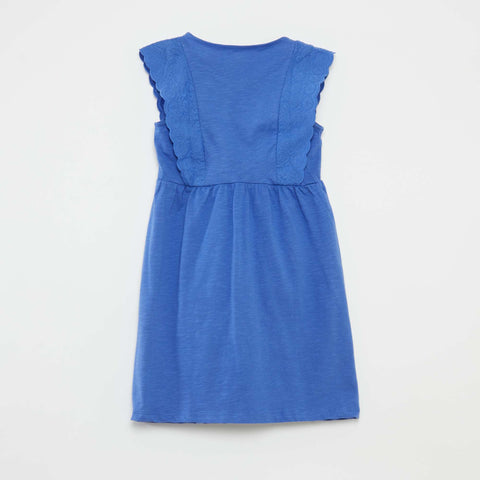 Robe sans manches avec broderies anglaises
