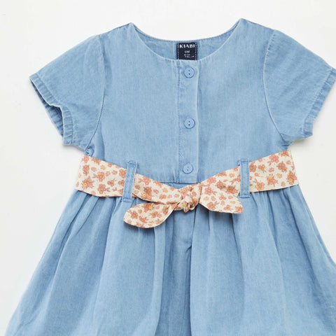 Robe en denim avec ceinture