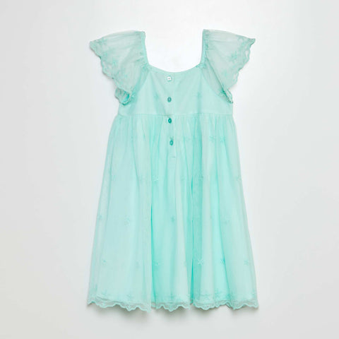 Robe en tulle brodée