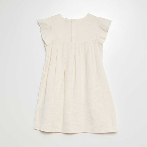 Robe en gaze de coton avec motifs en crochet