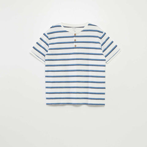 BLEU