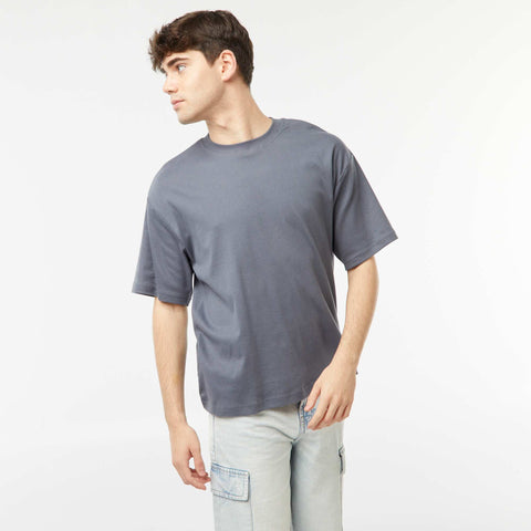 Gris foncé