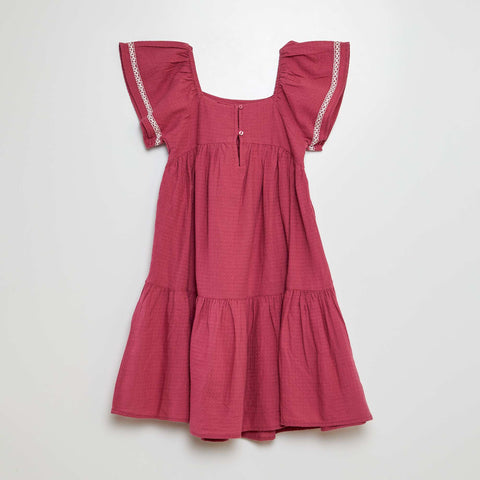 Robe longue avec broderies