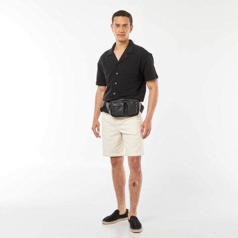 Chemise à manches courtes et col polo