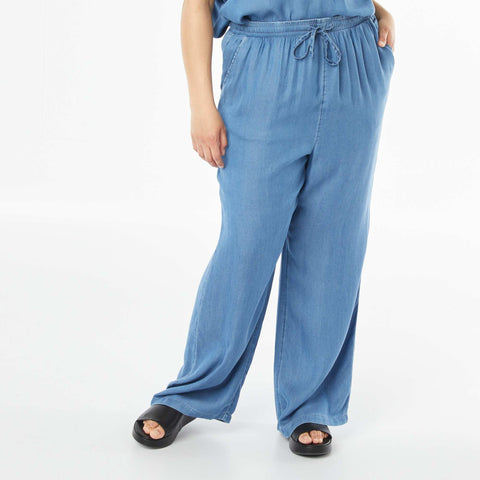 Pantalon large en tencel avec taille élastiquée