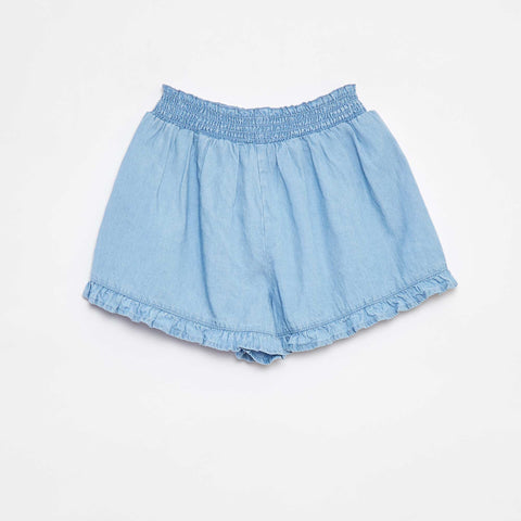 Short léger avec volants