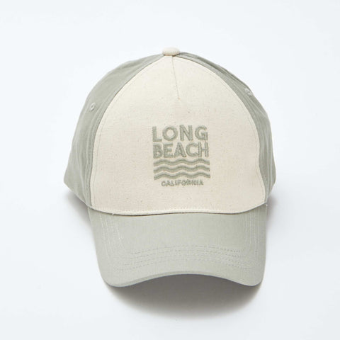Casquette en toile avec broderies