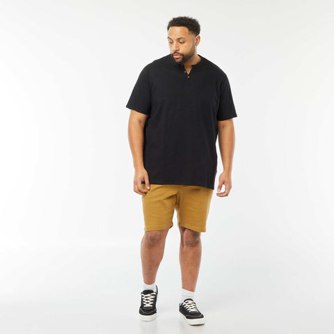 T-shirt à col tunisien
