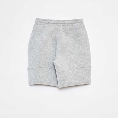 Short en molleton léger esprit baskets