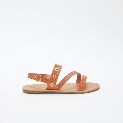 Sandales unies à brides cloutées