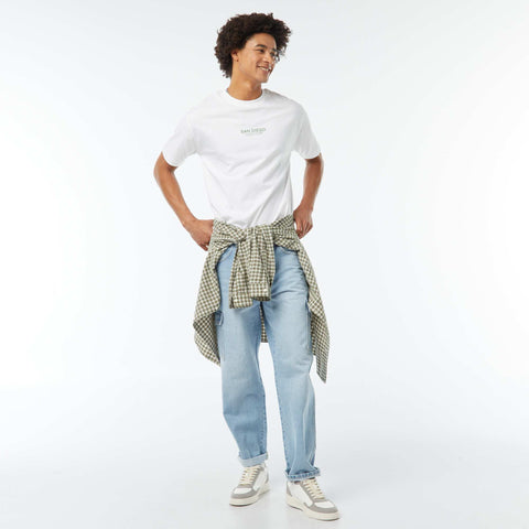 Tee-shirt imprimé poitrine