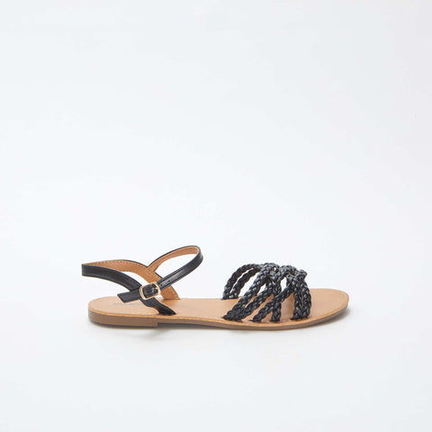 Sandales en simili avec brides tressées