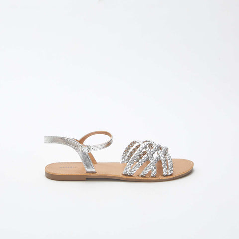Sandales en simili avec brides tressées