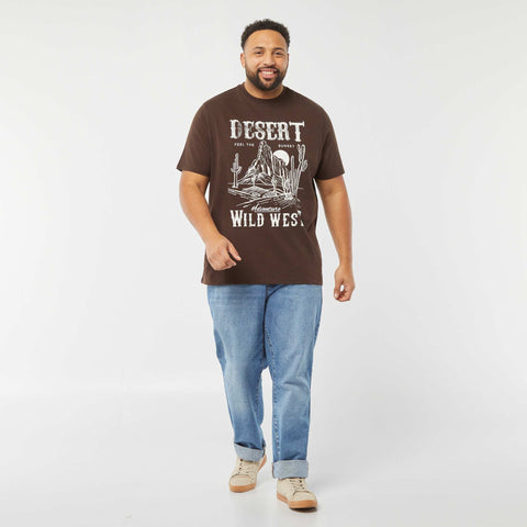 T-shirt manches courtes avec broderie devant et large imprimé au dos