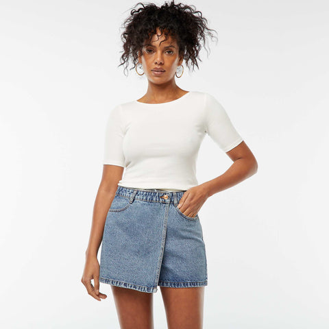 Jupe short courte en denim