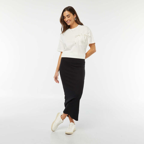 T-shirt à manches courtes avec nœuds décoratifs