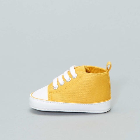Jaune