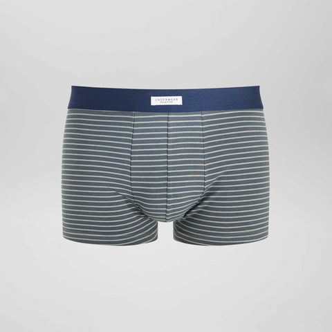 Lot 3 boxers stretch