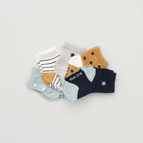 gris/vert/bleu/marron
