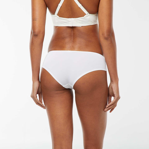 Shorty micro et dentelle