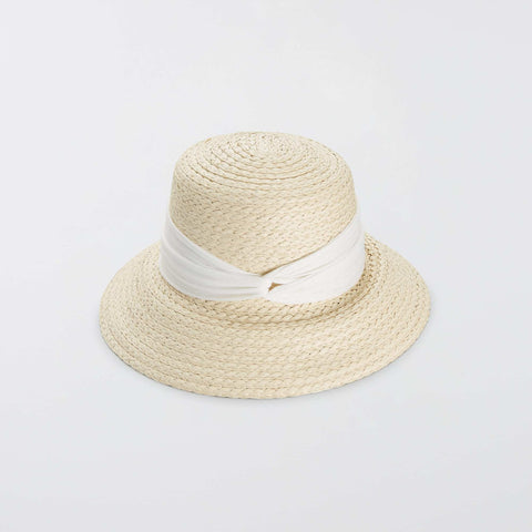 Chapeau tressé