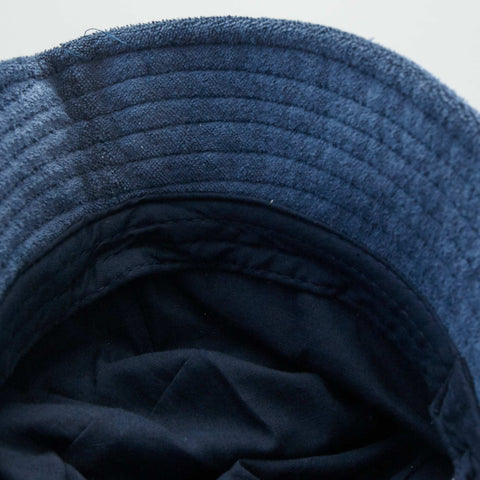 Bob en tissu éponge avec broderie fantaisie