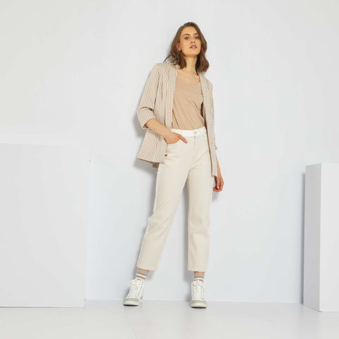 Jean droit taille haute avec double délavage